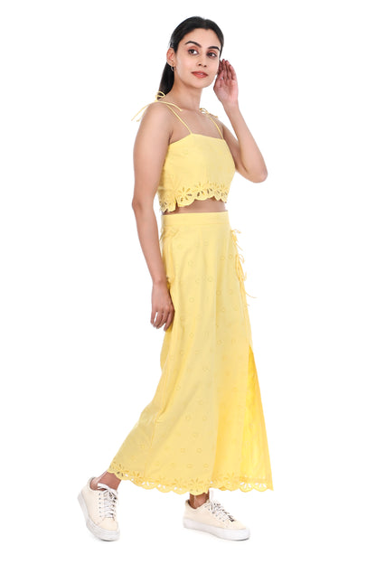 Cally Shiffli Top
